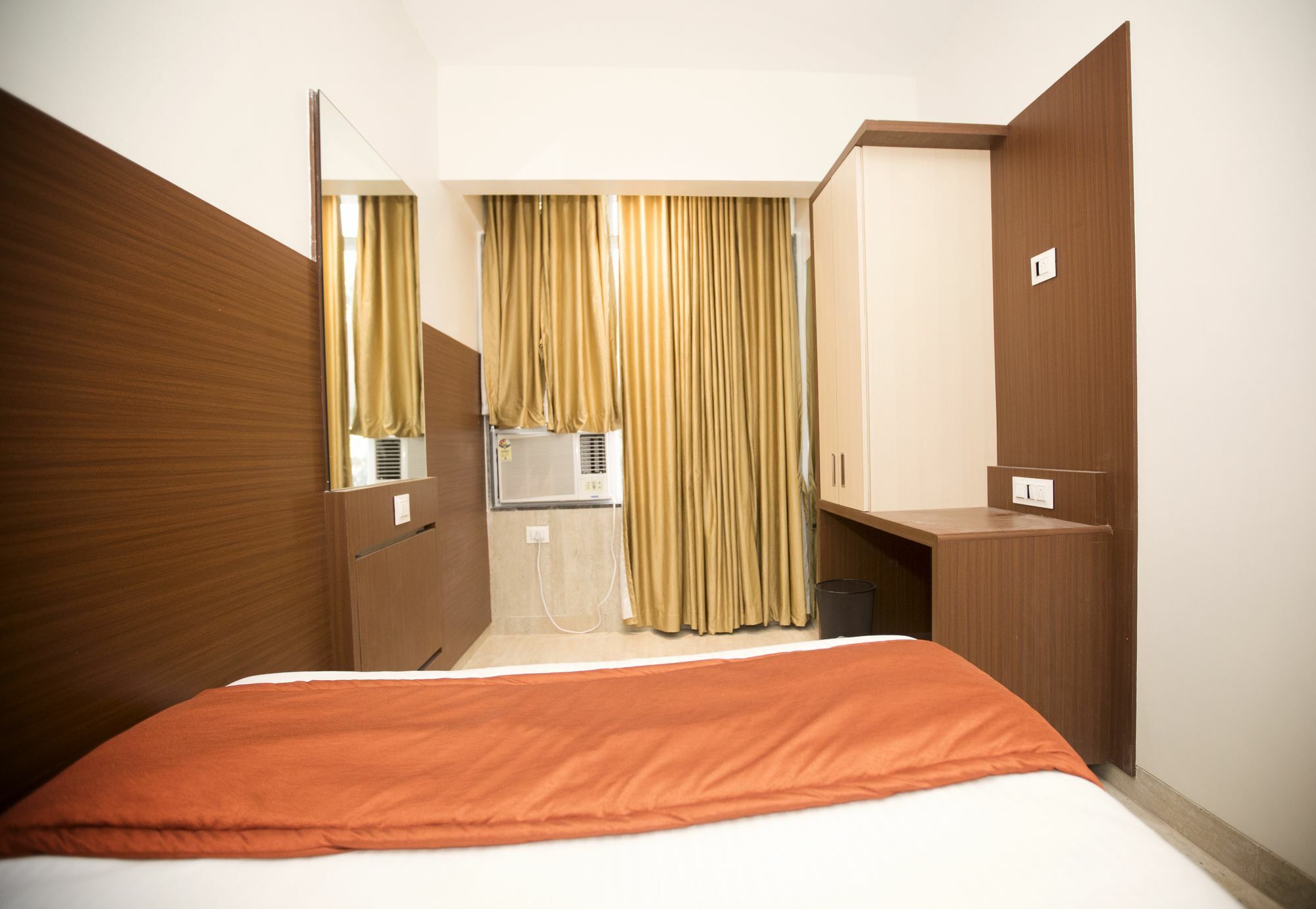 Hotel Spring Inn Bombay Eksteriør billede